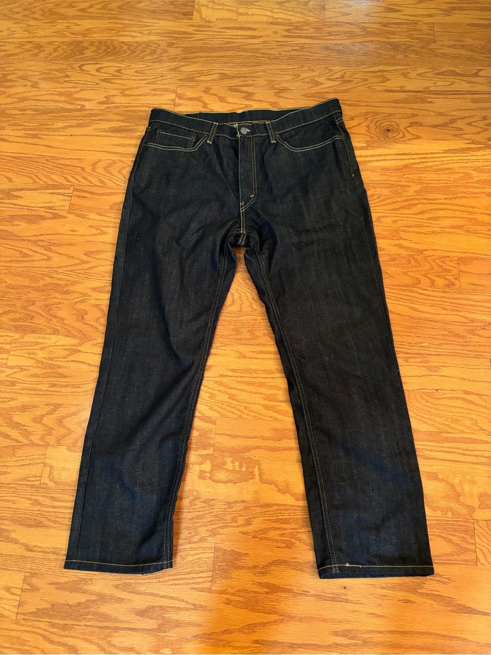 NWOT Levi’s men’s dark blue 541 jeans size 36 x 30